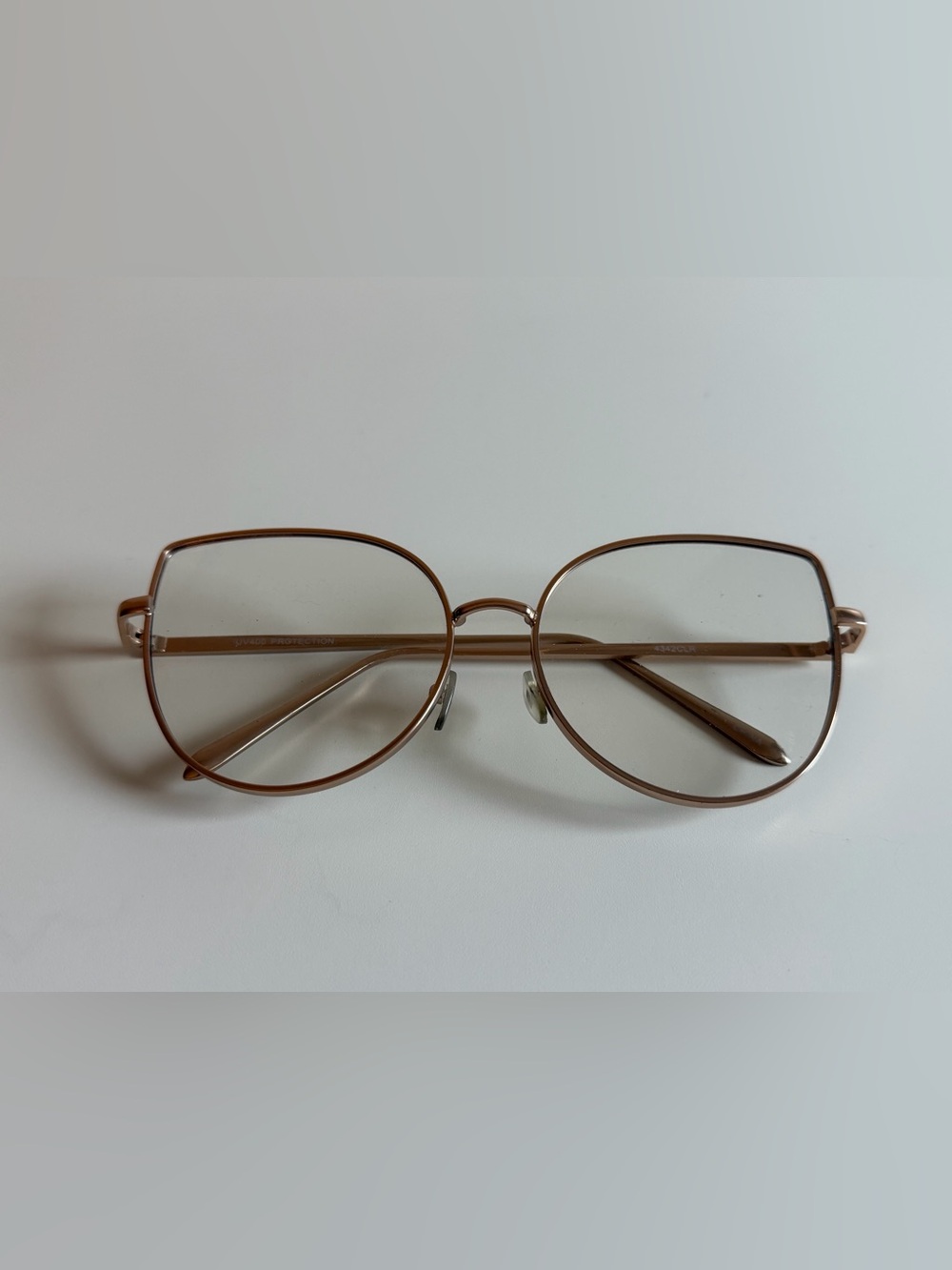 Cat/Round Metal Women's Eyeglasses - Classic Vintage Style